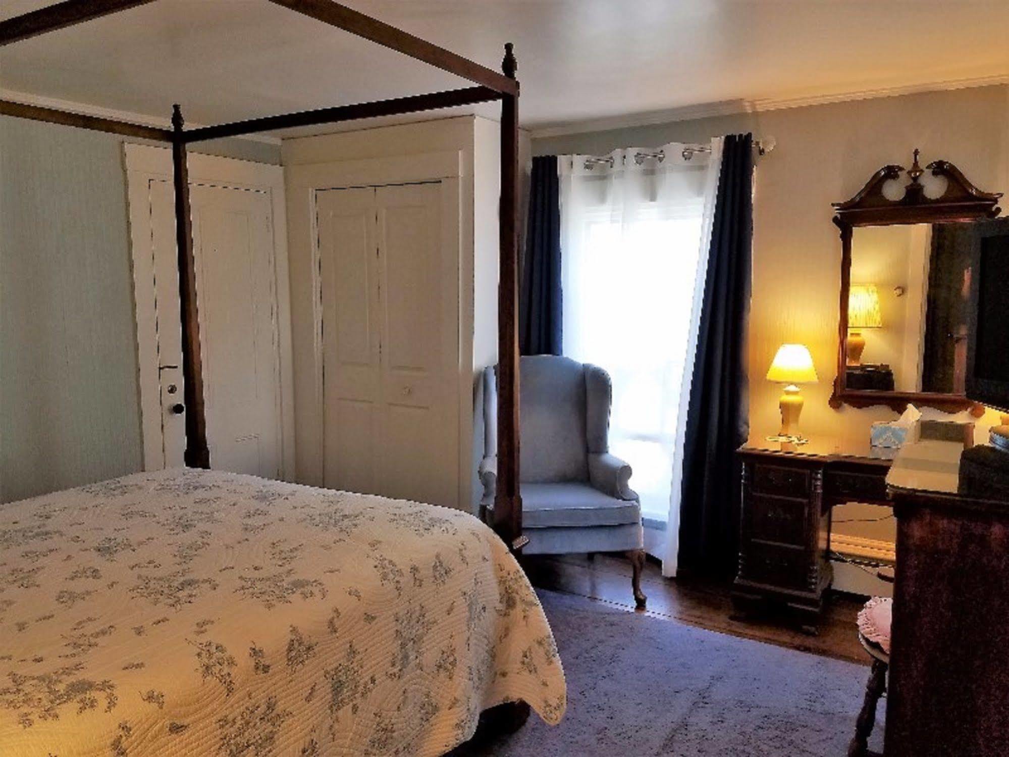 Chetwynd House Inn ケネバンクポート エクステリア 写真